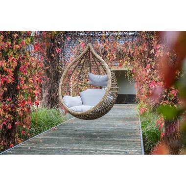 Maze rattan online malibu hanging chair